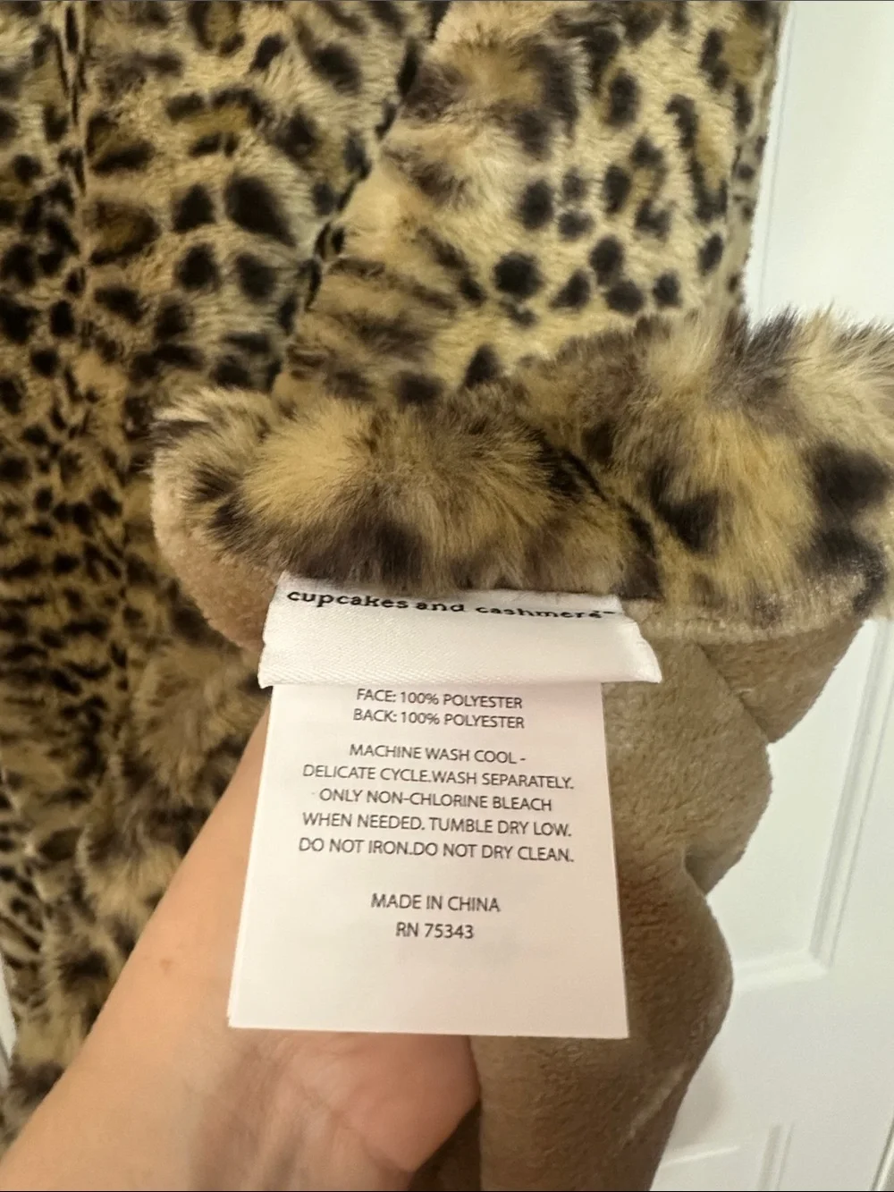 Cupcake and cashmere leopard print faux fur throw